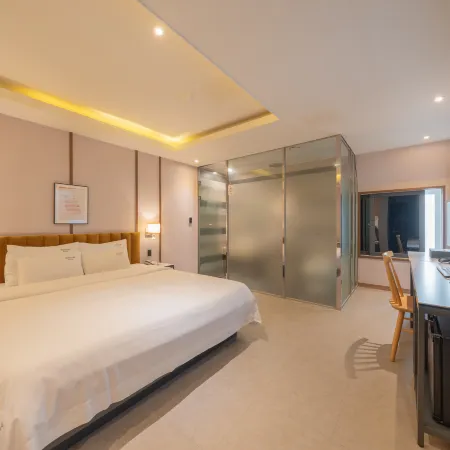 Button Hotel