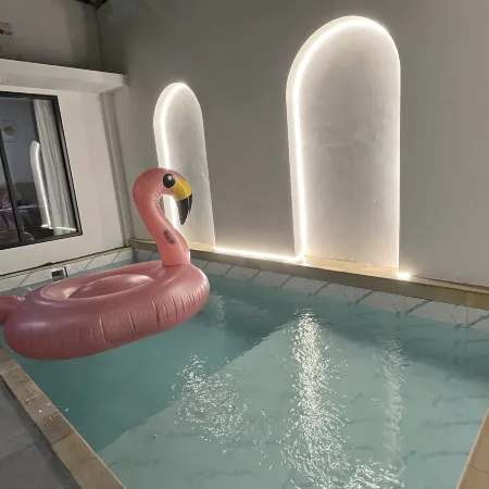 Villa Casa Gloria, 3 BedRooms AC Private Pool Rooftop