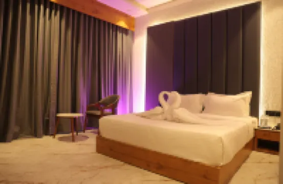 호텔 바라이 팰리스