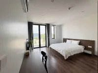 Căn hộ dịch vụ Nam Hải - Bãi đậu xe