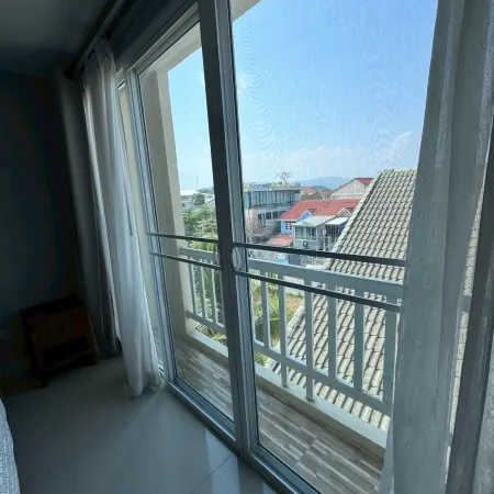 Sea Residence Hua Hin 45 Отели рядом с достопримечательностью «Дворец Клай-Кангвон»