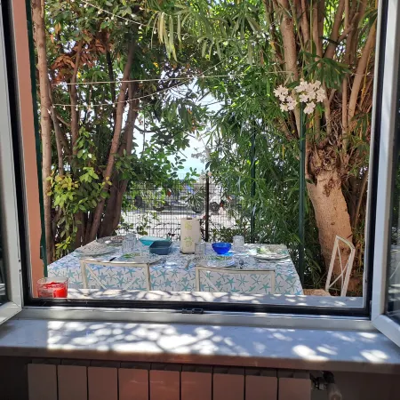 4-Person Seafront Apartment with Garden – Finale Ligure