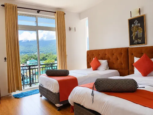 Vista Heights Hotel  Nuwara Eliya - parking