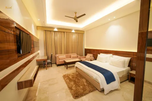 Sukhsaroj Hotel & Resorts Hotel a Bulandshahar