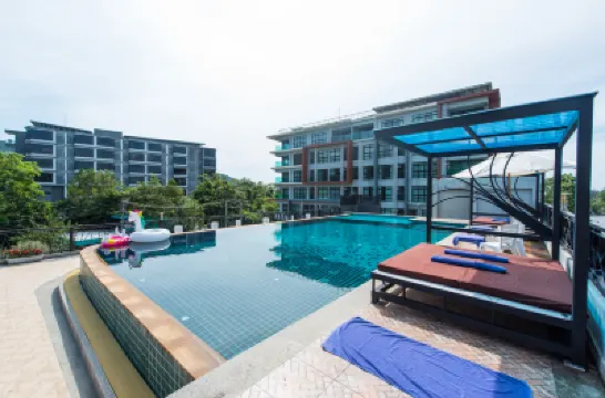 Golden Manora Hotel Bangtao Beach Hotels in Bang Tao Beach