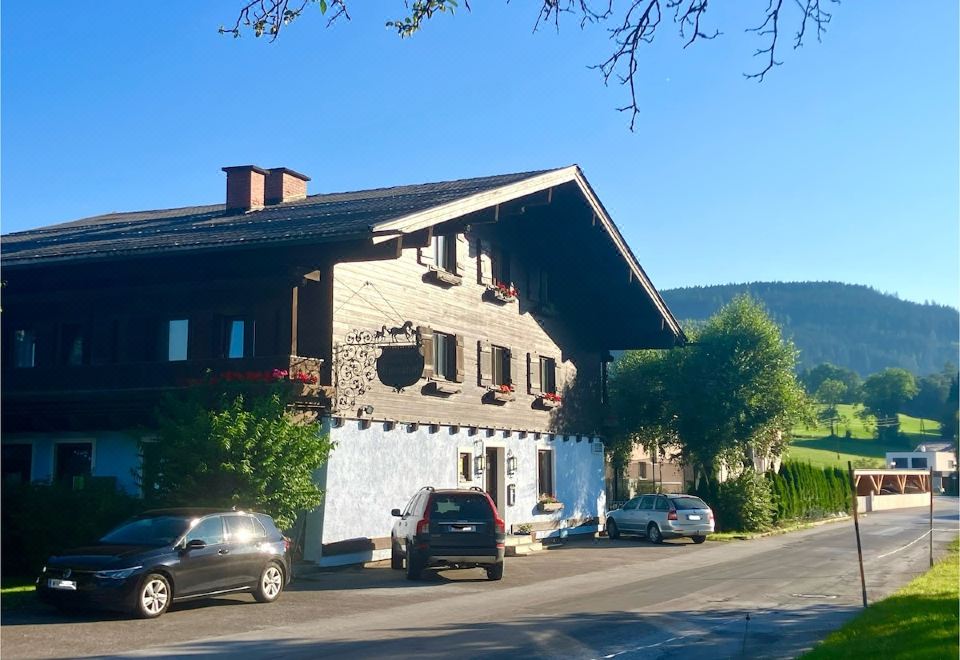 [가스트호프 뢰슬호프의 레스토랑 내부]