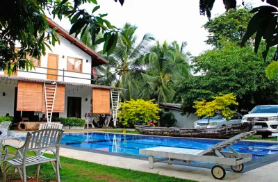 Royal Crown Residency Hotel Hotels near SLIIT Library