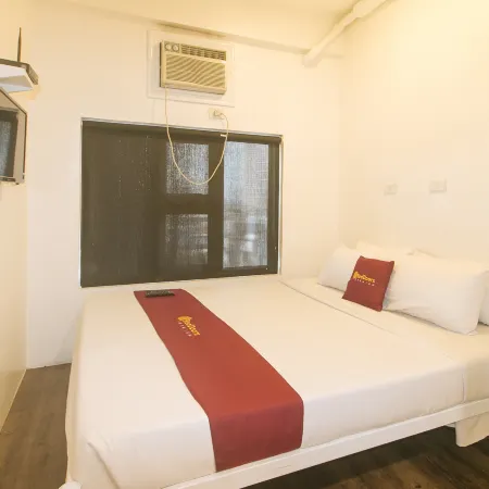 RedDoorz Premium @ MyTown New York