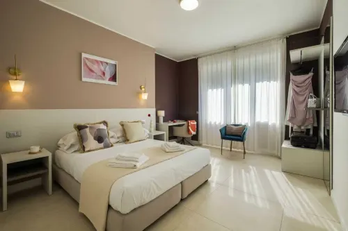 VIVI MILANO 5 bussiness room Hotels in Pero