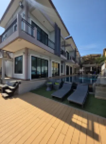 ANATANA KOH LARN