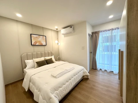 รูปภาพของห้องพักขนาด 2 ห้องนอนกลางเมืองห้วยขวาง