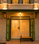 Just Sabai | 3BR Heritage House in Chinatown - Villaer