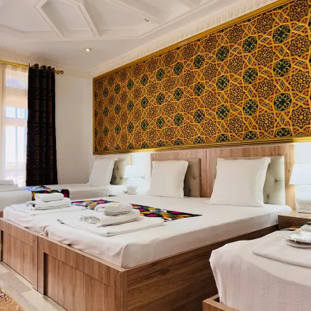 Lola Boutique Hotel