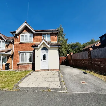 4BR 2BA+2WC | WiFi | Driveway | 7 Beds | Bolton
