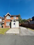 4BR 2BA+2WC | WiFi | Driveway | 7 Beds | Bolton - parking