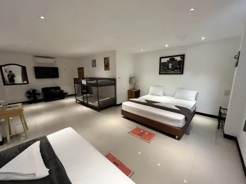 ARTTRA VILLA فنادق في Phra Pradaeng