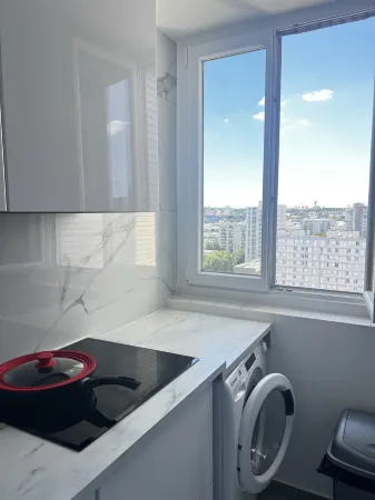 Bedroom - Serene with Chinese-Parisian Warmth Отели в г. Ле Ренси