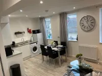 Stylish Apartment in Watford
