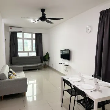 TuR10-3room1living-SPICE Stadium-1minFoodCourt-5minit Airport