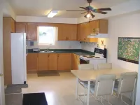 Lakeshore North - Waterloo Hotels in Waterloo