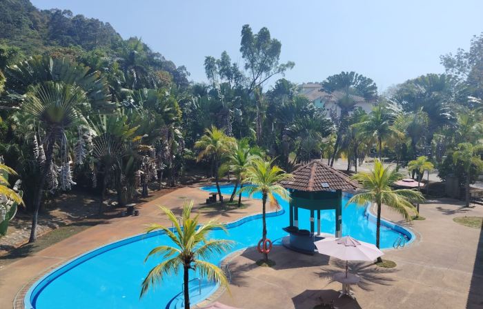 Teluk Batik Holiday Apartment