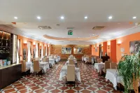 River Palace Hotel - breakfast