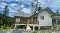 Chaloklum house close to beach - Pet friendly