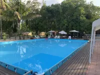 Rantau D'rhu Beach Chalet - piscina