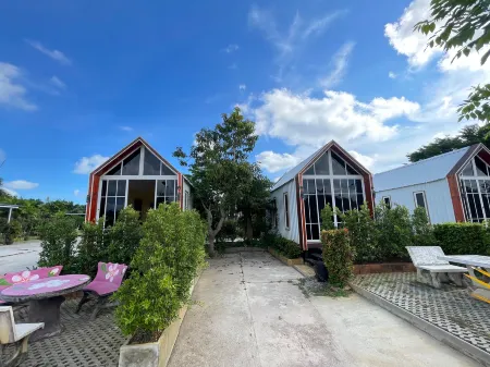 Oh taley resort Отели рядом с достопримечательностью «Mae Ram Phueng Beach»