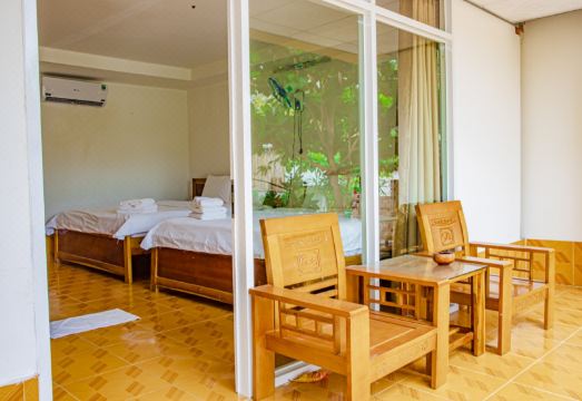 THIEN TAN HOTEL 비치 접근성