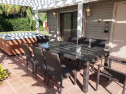 Beautiful Home in West Palm Beach With Largest Pool and Jacuzzi