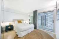 Beach Front Urban 2 Bedrooms