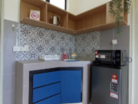 Radif Homestay Seri Iskandar Hotels in Bota
