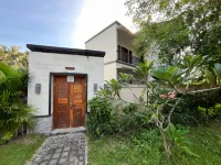 Gunung Agung Timur Hotels near شاطئ أميد
