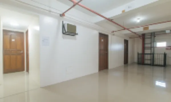 RedDoorz @ FCCG GoldMoon Boutique Hotel