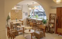 Greet Hostel & Cafe Samyan