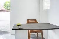 OYO 94768 Al-hamra Guest House