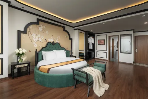 Grand Luxury Hotel