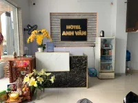 Nha nghi Anh Van TỶ PHÚ NGUYỄN VĂN TÚ 주변 호텔