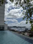 The Shore by AEM RESIDENCES - Infinity Pools
