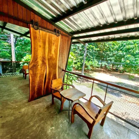 Yo's Corner : Co-working Space (Kohmak)