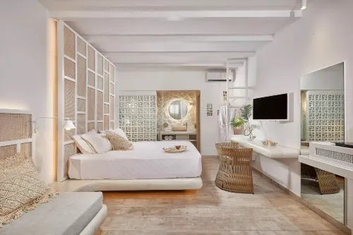 Petri Suites Santorini