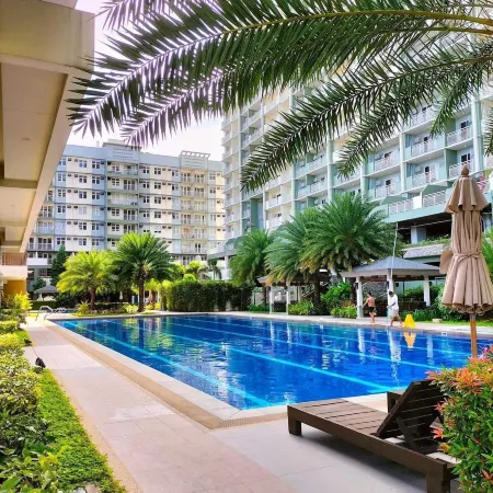 Verdon Parc Davao City with Balcony by darpm