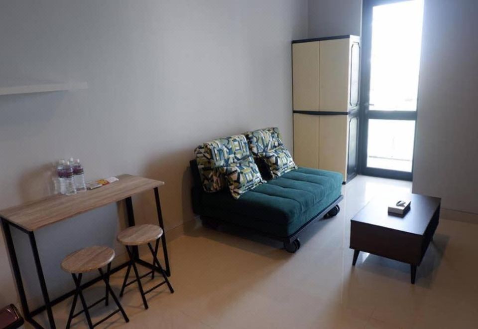 LOVINA 7-AE at One Residence