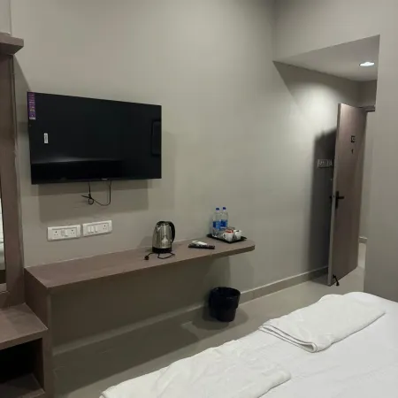 Calicut Restaurant & Rooms