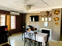 Plateau Guest House Hotels in Касане