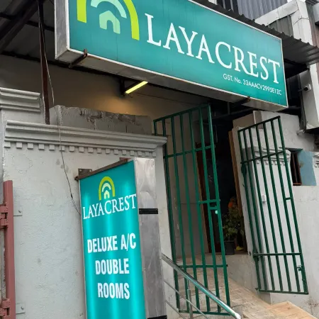 Laya Crest