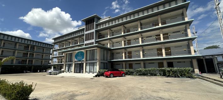 The Chev Hotel Hotels in Lop Buri