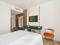 B&B HOTEL Ascoli Piceno - موقف سيارات