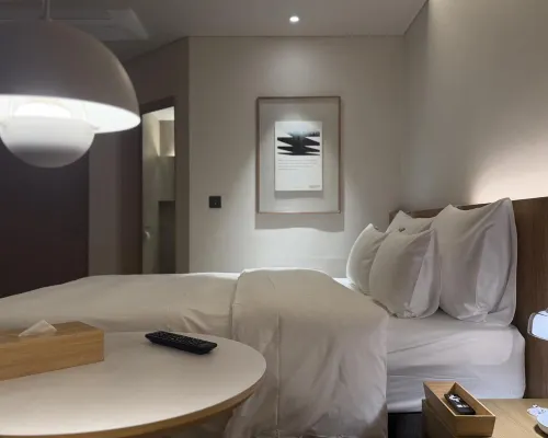 SODO HOTEL & COMMONS Отели рядом с достопримечательностью «Библиотека «Карам»»